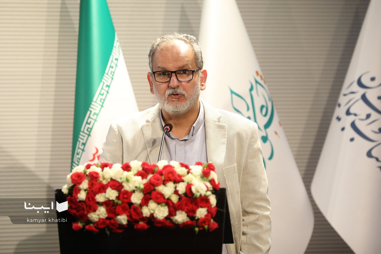 امیدوارم امسال در جشنواره فجر شاهد اقتباسهای بیشتر و جایزه فیلمنامه اقتباسی باشیم