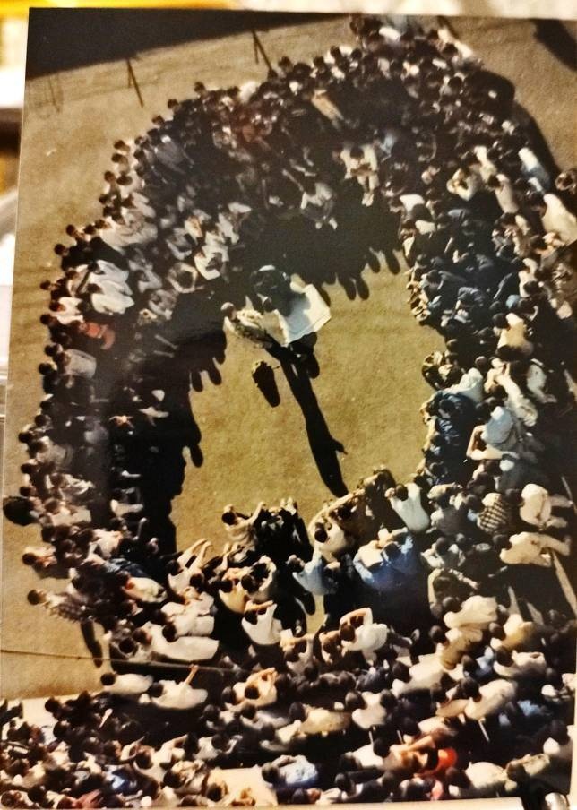 اجرای نمایش در مدارس، باعث خلاقیت کودکان میشود/ در تئاتر کودک فقیر هستیم