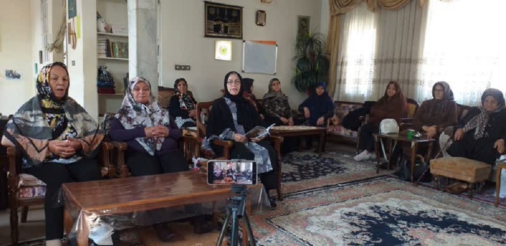 خانهای سبز با کتاب