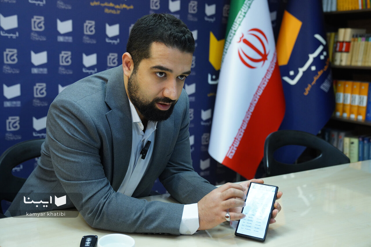 چگونه کمیکهای ایرانی قهرمانان جدید برای نسل امروز خلق میکنند؟