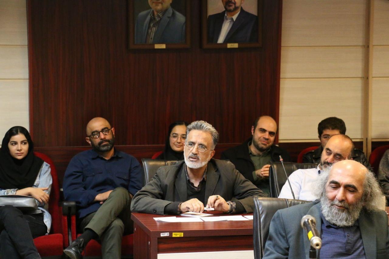 فلسفه اسلامی بر خلاف فلسفهای که ارسطو و افلاطون ارائه میکنند، «طریقۀ زیستن» است