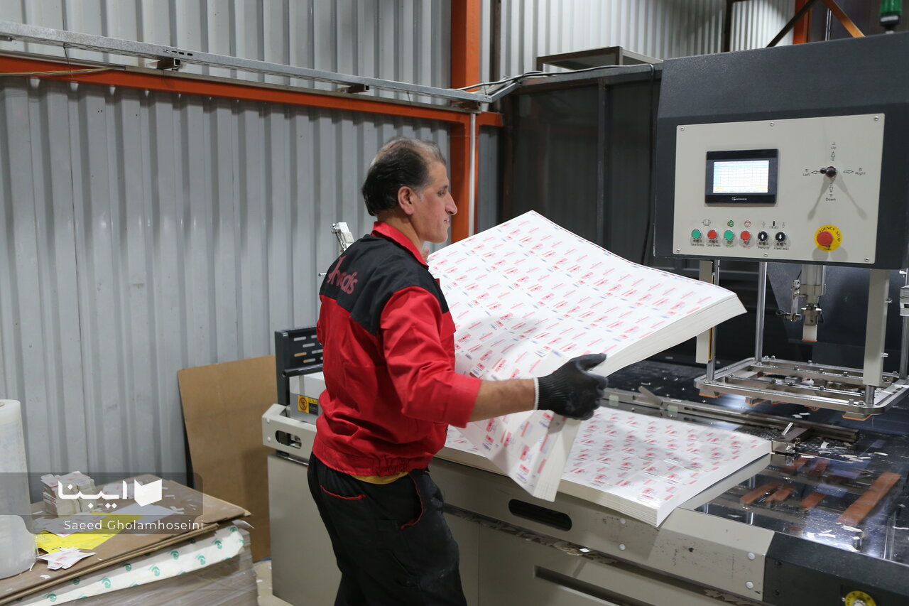 قیمت کاغذ در اوج ماند؛ مرکب ۱۰ درصد گران شد