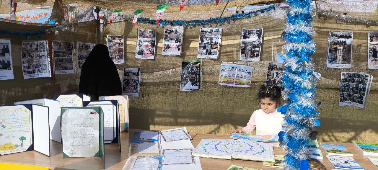 روستای مربچه با فرهنگ و هویت ملی کتابخوانی  در مسجد رشد پیدا کرد