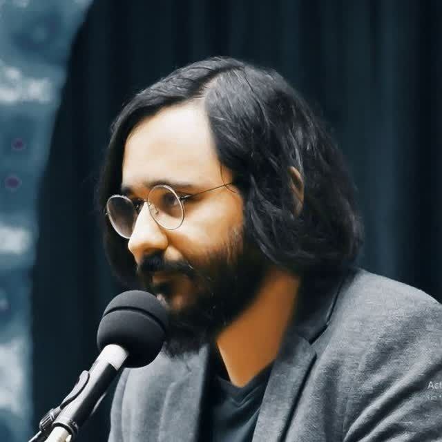 شاعریام را مدیون امام هشتم هستم/ افزودن به حجم قطور دیوانهای عاشقانه، افتادن به دام پستمدرن است