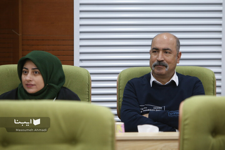 مراسم تجلیل از نویسندگان و صداپیشگان آثار ایثار و شهادت