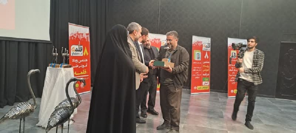 ۲۰۲ نفر در هشتمین رویداد آموزشی طنز «قلمه» آذربایجان‌غربی ثبت‌نام کردند