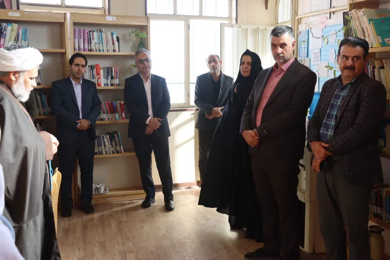 تجلیل از روستاهای دوستدار کتاب یزد/ برگزاری نشست عصر هوش مصنوعی