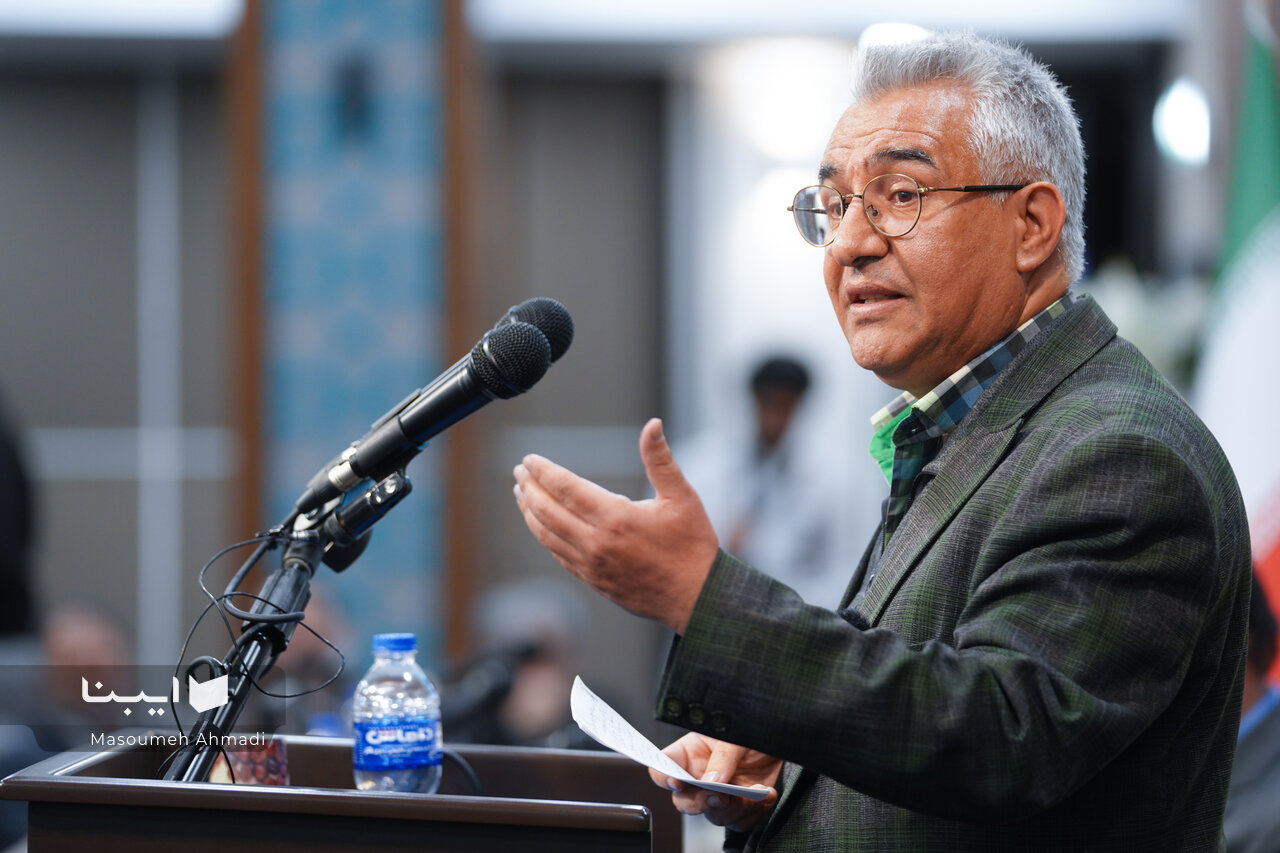 آیتالله کمالوند را باید باز شناخت/ شخصیتی آگاه به گفتوگو و برقراری ارتباط