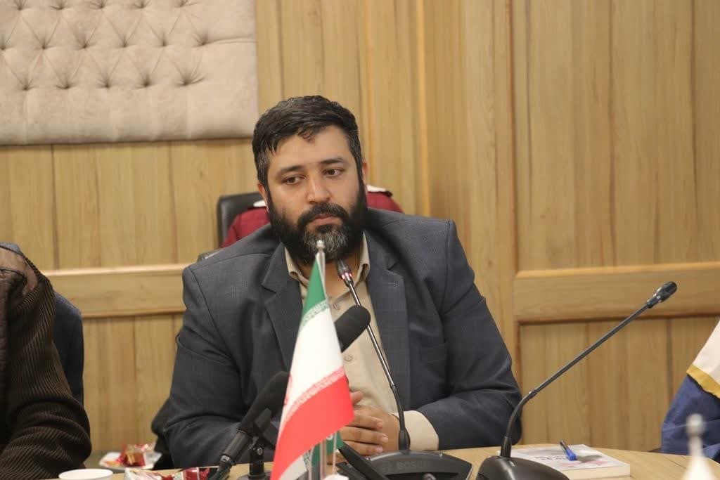 محتوای کتابهای پویشهای کتابخوانی باید بومی باشند