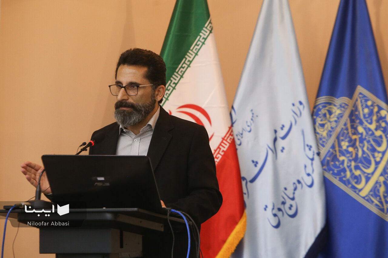 اگر داشتههایمان را مکتوب نکنیم، میراثمان تاراج خواهد شد