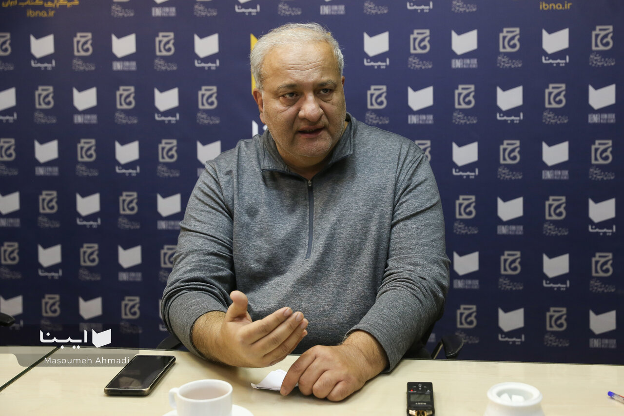 شخصیتهای نوجوان کتاب بهدنبال معنای زندگی و جایگاه خود در جهان هستند