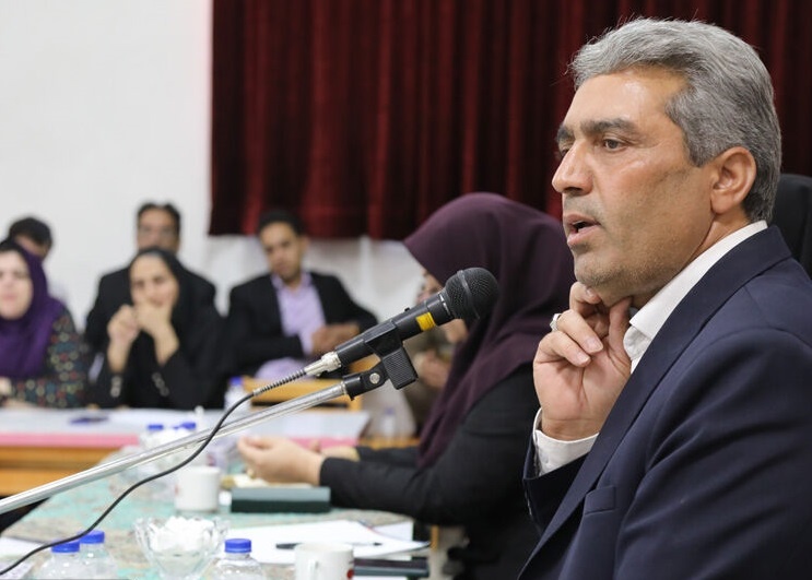 از برگزاری نشست تاریخ یزد تا نقد و بررسی کتاب «دختر حنا» در یزد