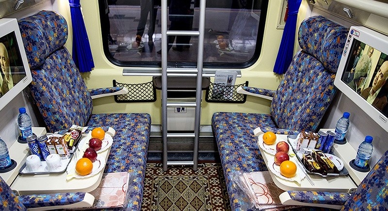 سفر با قطار از بندرعباس به یزد؛ تجربهای راحت از سواحل جنوب تا قلب کویر