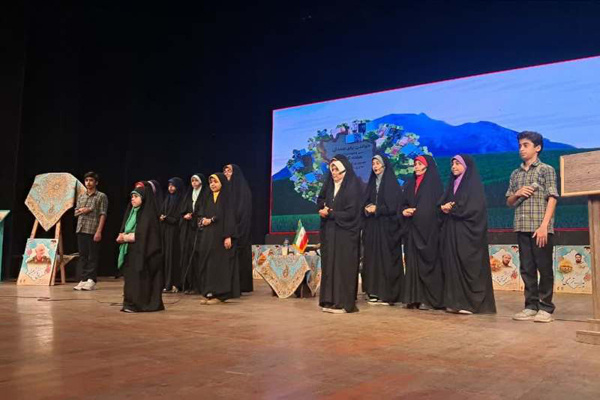 خادمان کتاب استان گلستان تجلیل شدند/ از خردسالترین کتابخوان تا سالمند دوستدار کتاب