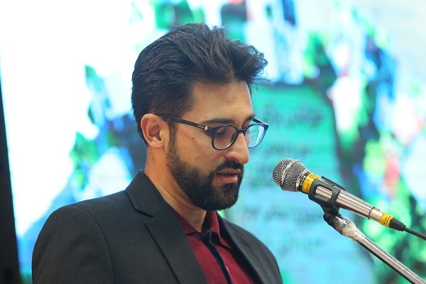 کتابداران نباید دغدغهای جز خدمترسانی داشته باشند