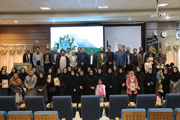 کتابداران نباید دغدغهای جز خدمترسانی داشته باشند