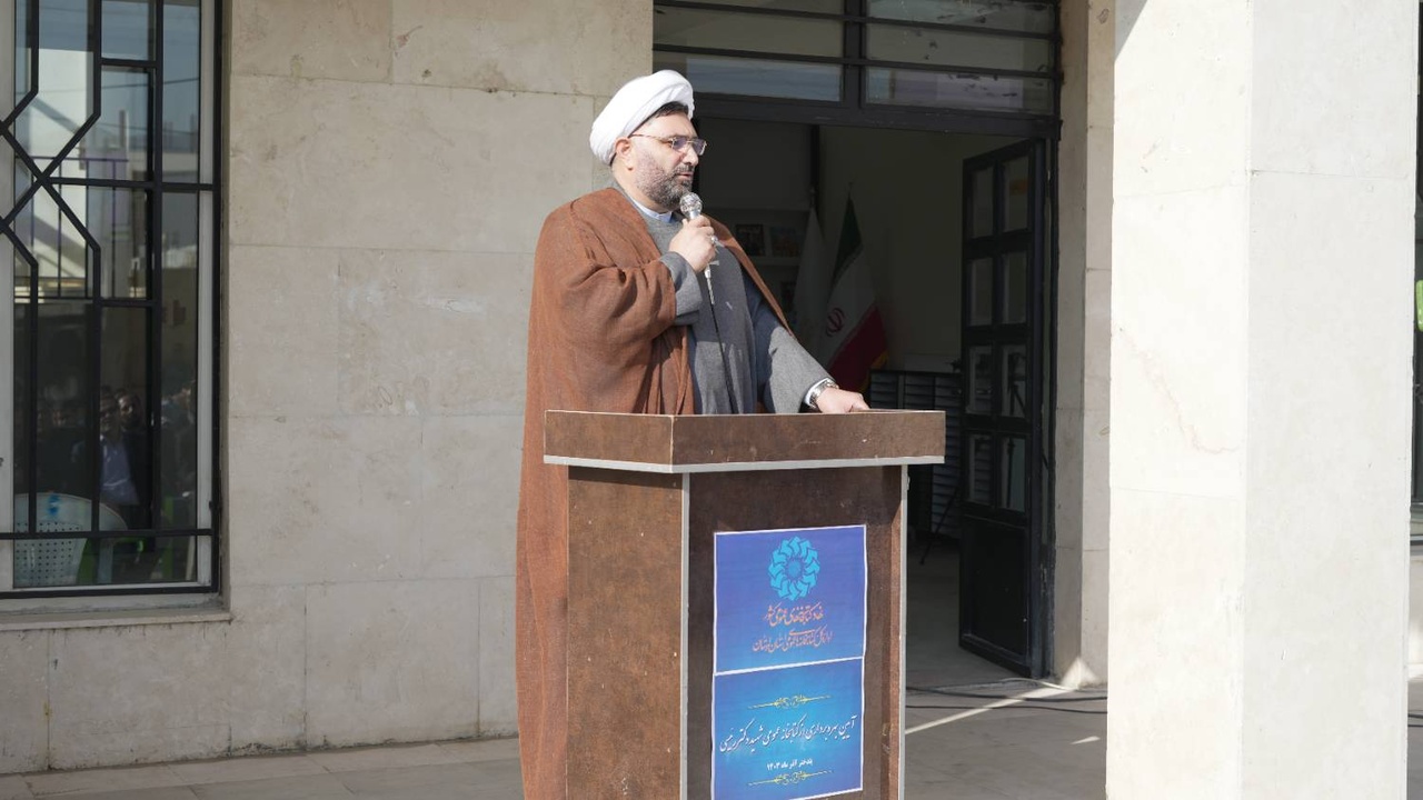 کتابخانه عمومی شماره ۲ پلدختر به بهرهبرداری رسید