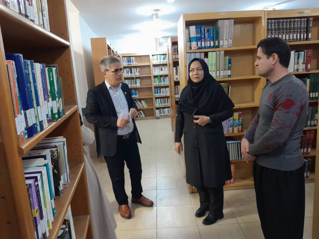 جامعه کتابخوان مسیر پیشرفت و توسعه را سریعتر طی میکند