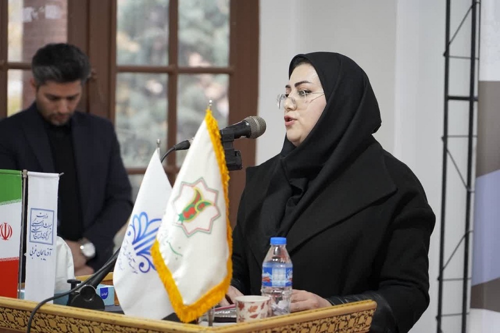 بنیاد ایرانشناسی در شناخت تاریخ و هویت کشور از طریق سفرنامهها پیشگام شود