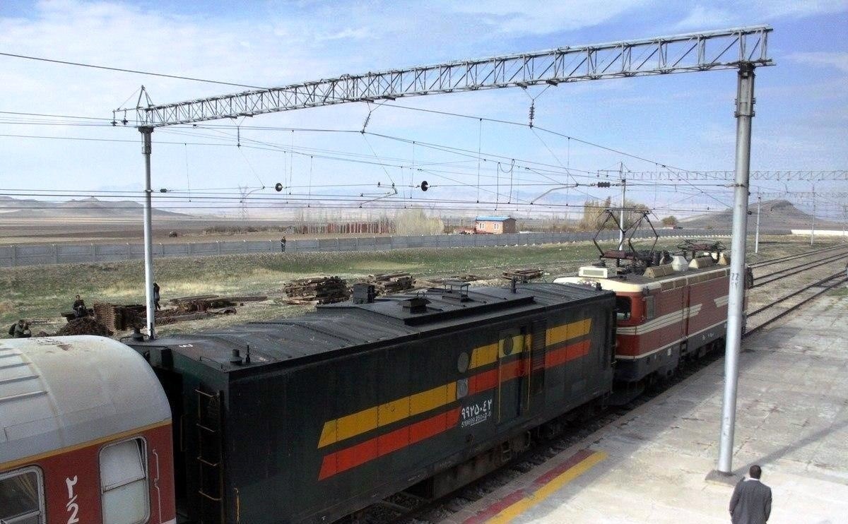 ضرورت برقی شدن قطار تهران مشهد