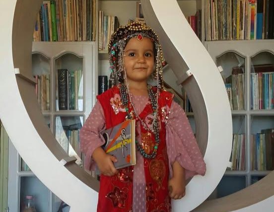 تجلیل از کوچکترین کتابخوان کشور در زادگاه مادری