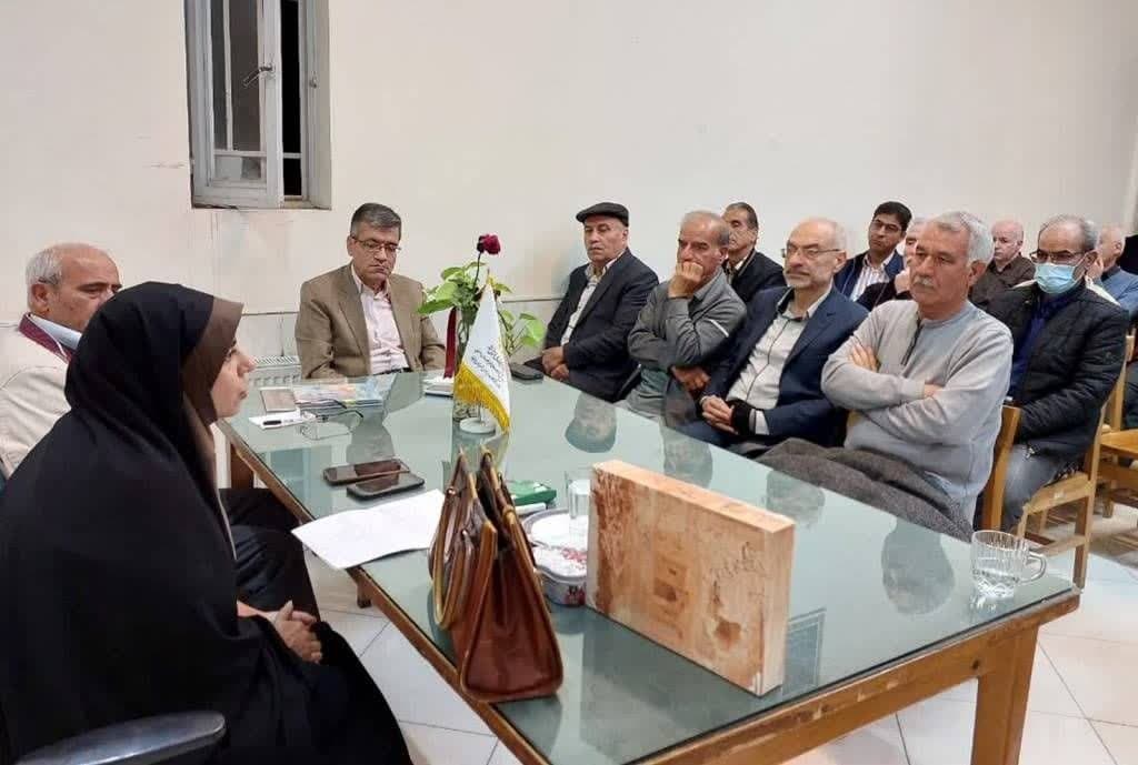 نشست «گعده امین» در سبزوار/ شب شعر «طلای سرخ» در تربتحیدریه