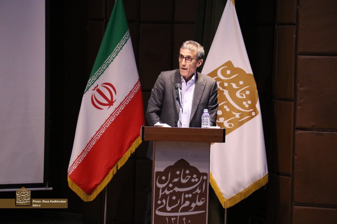 صفتگل صفویهپژوهی را چند گام جلو برده است/ آثاری ژرف و ماندگار برای تاریخنگاری ایران