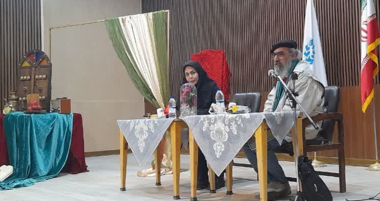 مجموعه داستانهای کوتاه «دوشنبههای داستان» در دلیجان رونمایی شد