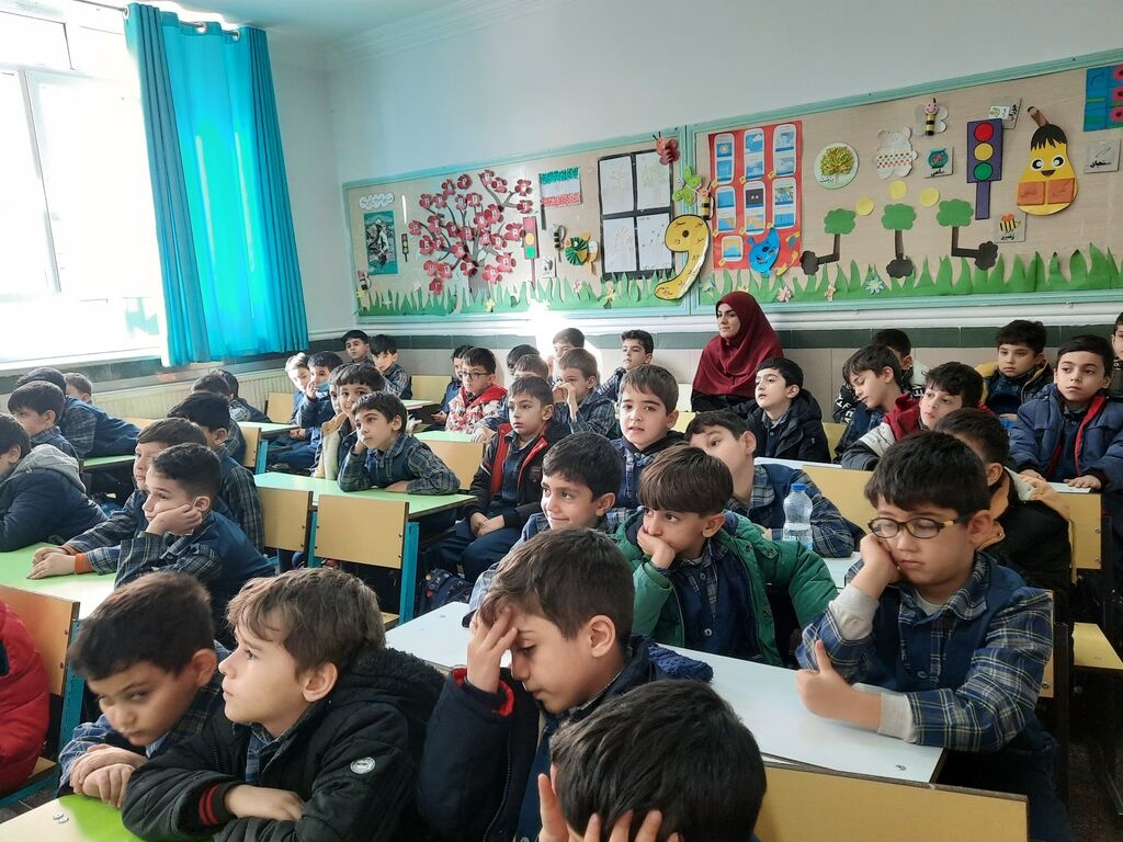 جشنواره قصهگویی در آذربایجانغربی آغاز شد/ قصهگوها در مدارس ارومیه