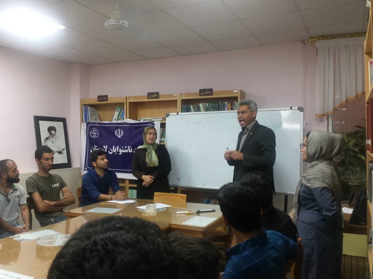 کتابخانه شقایق شیراز؛ پاتوق کتابخوانی ناشنوایان