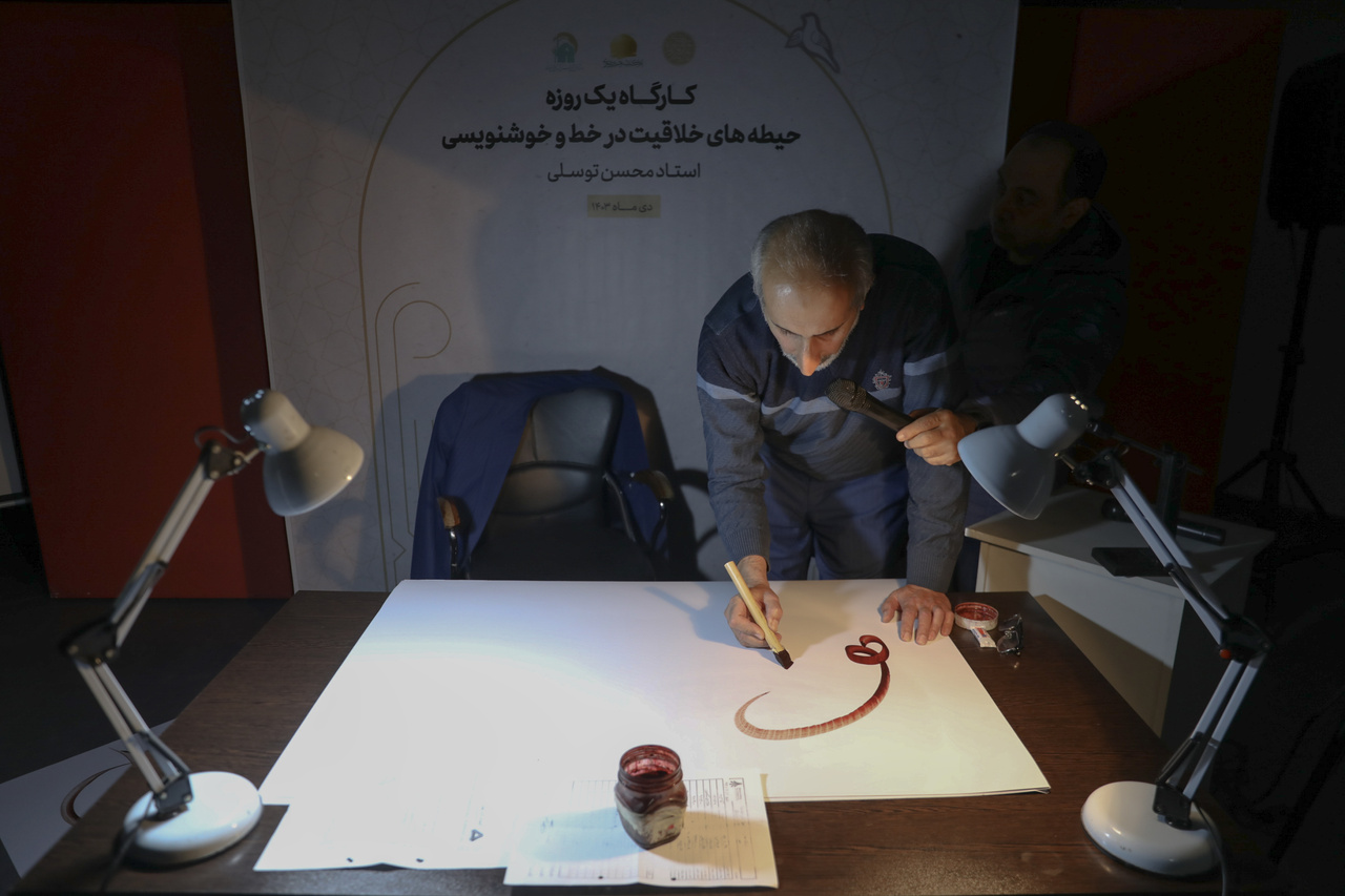 حیطههای خلاقیت در خط و خوشنویسی در مشهد بررسی شد