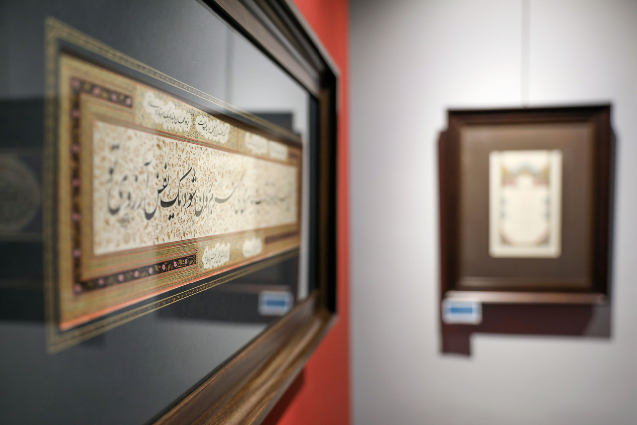 نمایشگاه خوشنویسی «نقش خیال دوست» در مشهد + تصاویر