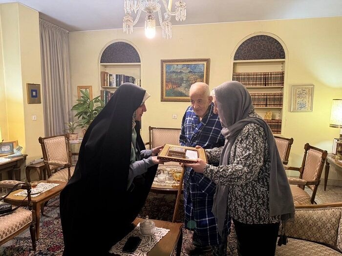 Iranian expert of children's literature Noosh-Afarin Ansari honored Iranian expert of children's literature Noosh-Afarin Ansari honored