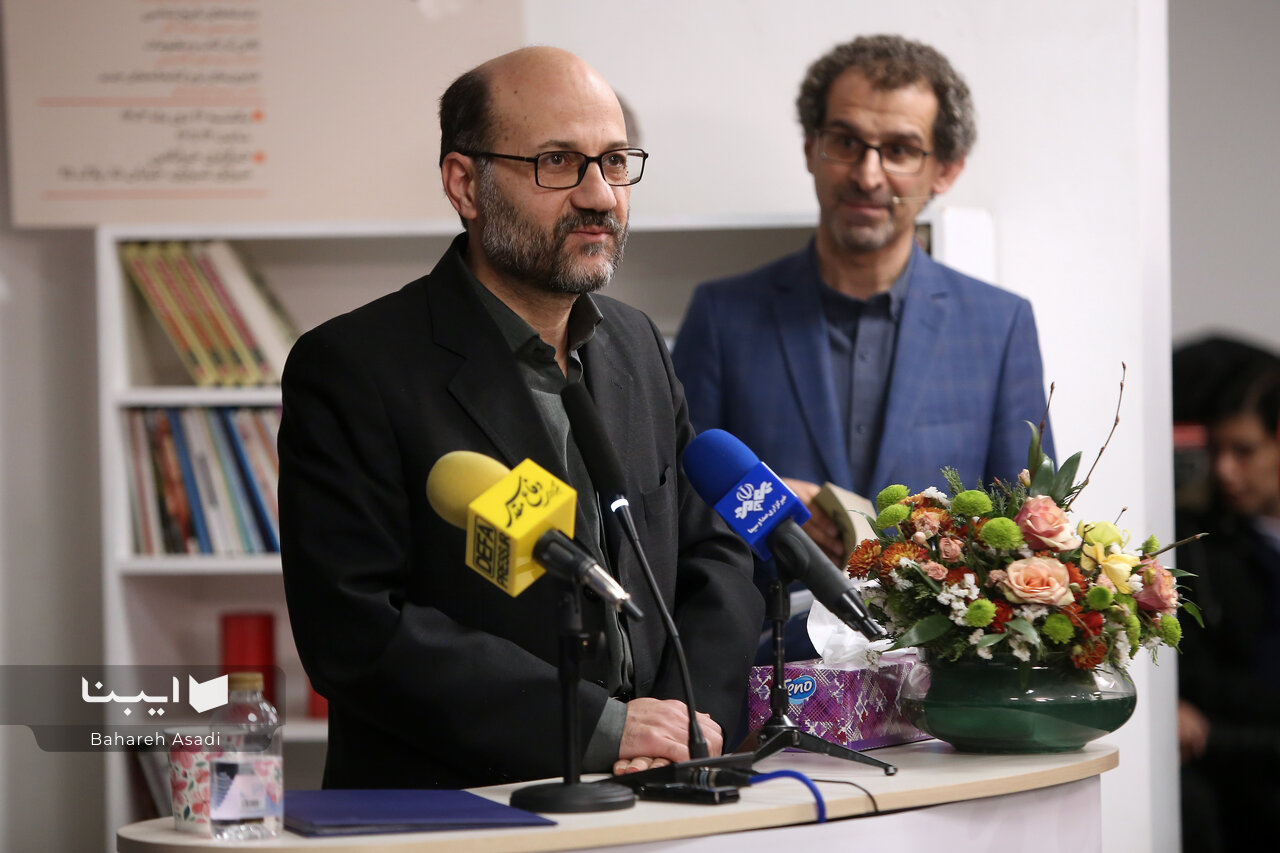 سبک تاریخنگاری رسول جعفریان، برجستهسازی موقعیتهای حساس تاریخی است