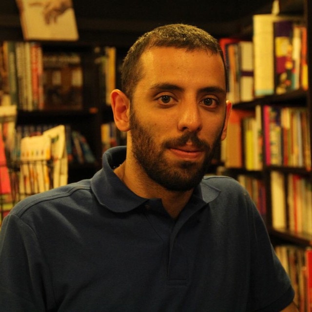 راهحل ناپایداری قیمت کتاب تقویت زیرساختهای نشر است