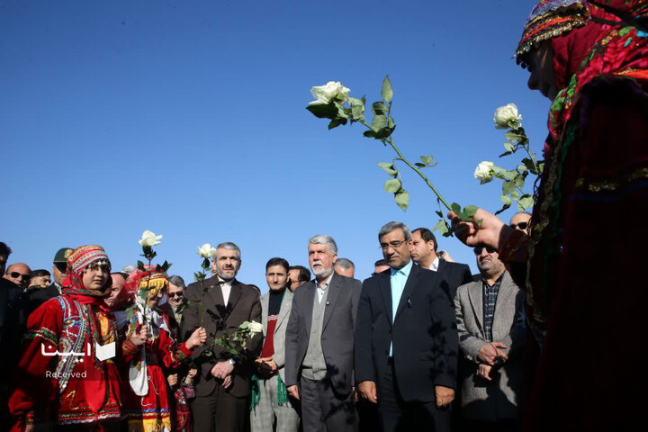 حضور وزیر فرهنگ و ارشاد اسلامی در روستای سیدآباد شهرستان نیشابور