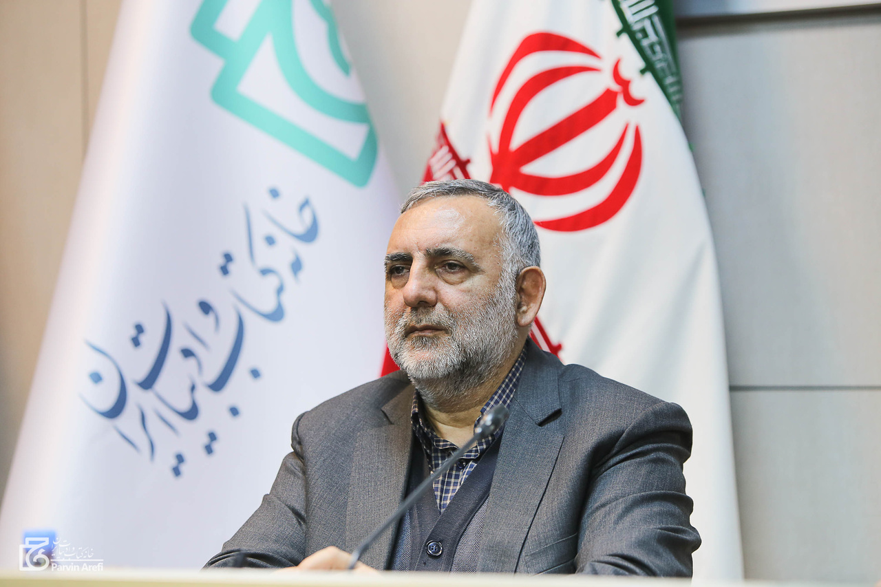 جشنواره بینالمللی شعر فجر رویدادی ملی است نه جشنوارهای برای حکومت