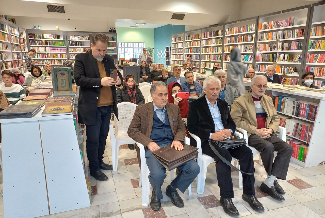 کتابهای ۴ نویسنده استان مرکزی در اراک رونمایی شد