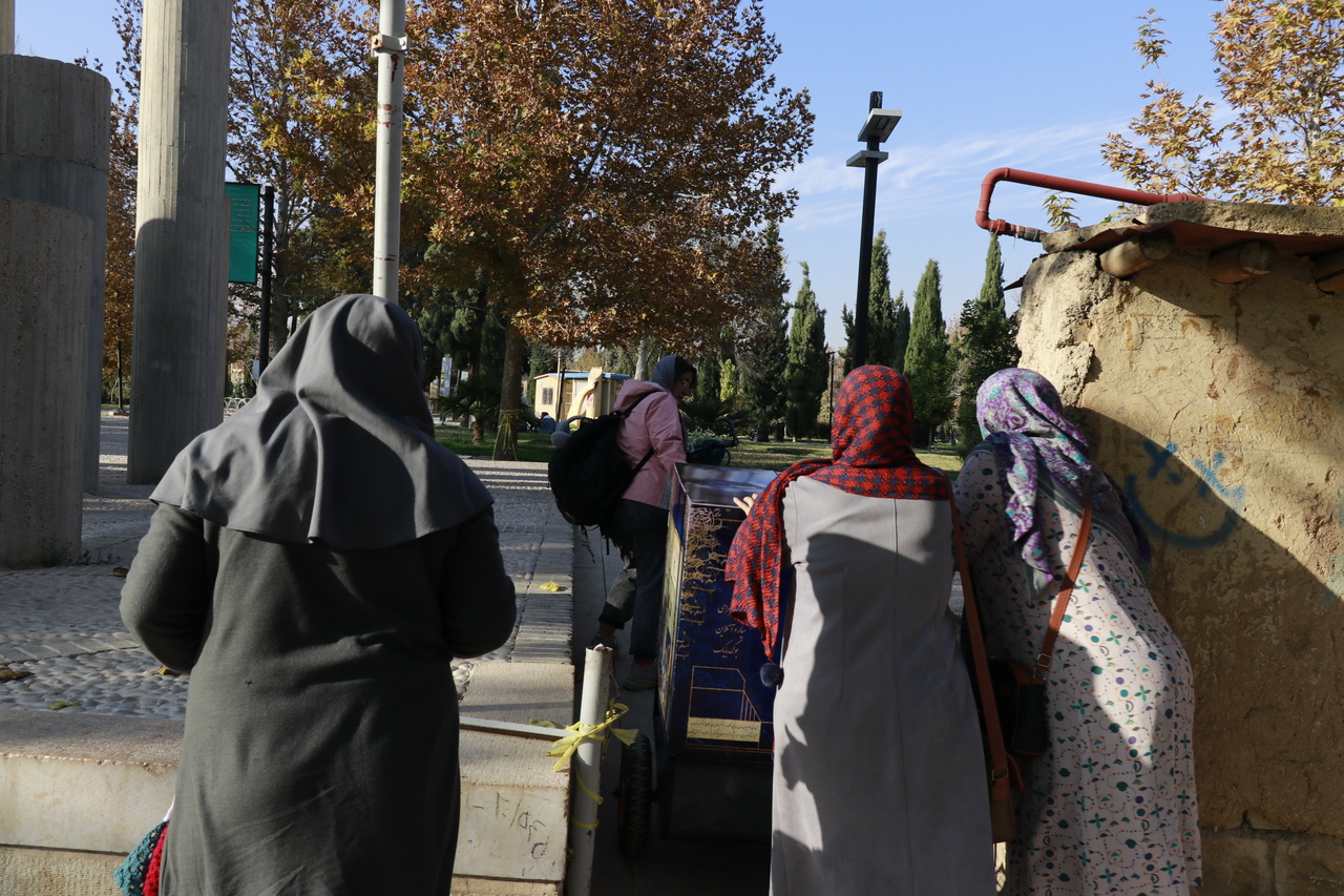 کتاب و دوچرخه همسفران مسیر دانایی شدند/ «بوک بایک»؛ ایدهای برای ترویج کتابخوانی