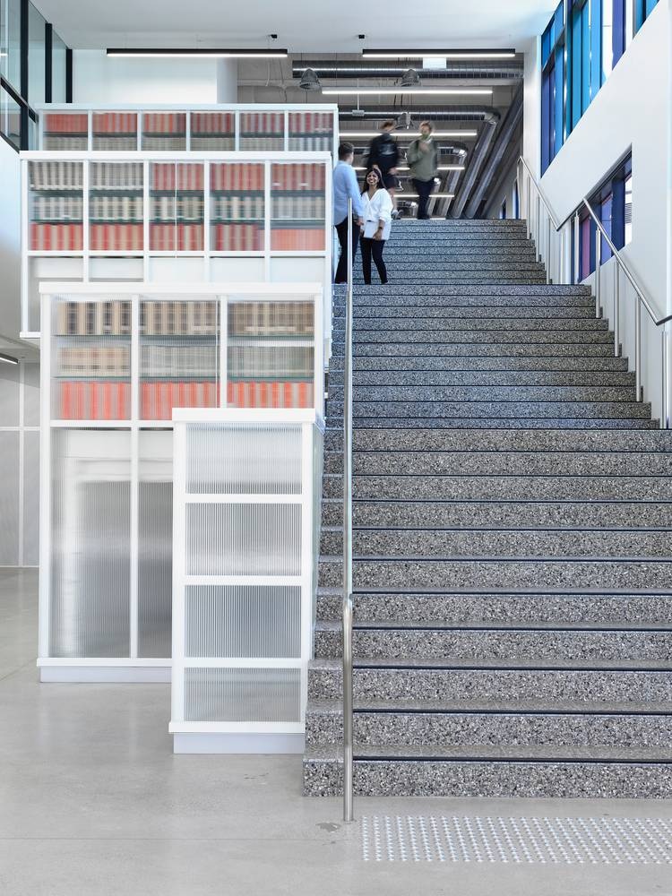 معماری چطور به تجربه مطالعه در کتابخانهها شکل میدهد؟