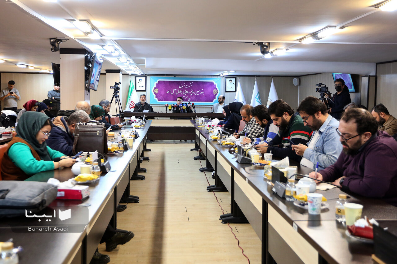 رویدادها و جشنوارهها، ادبیات ما را زنده نگه داشته اند