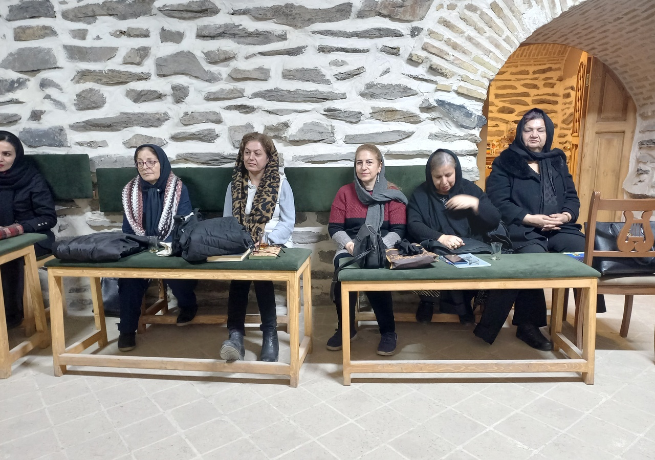 شرح «رسیدن خبر گرفتن علی قریب به محمد، در مندیش » دراراک روایت شد