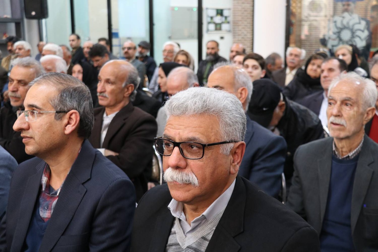 طبیبِ ادیبِ حبیبِ لرستان