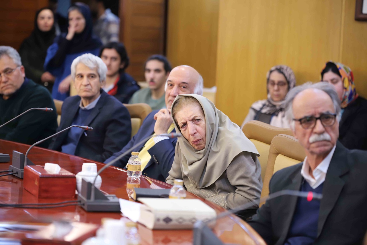 شعر خاقانی مصداق تاج محل است