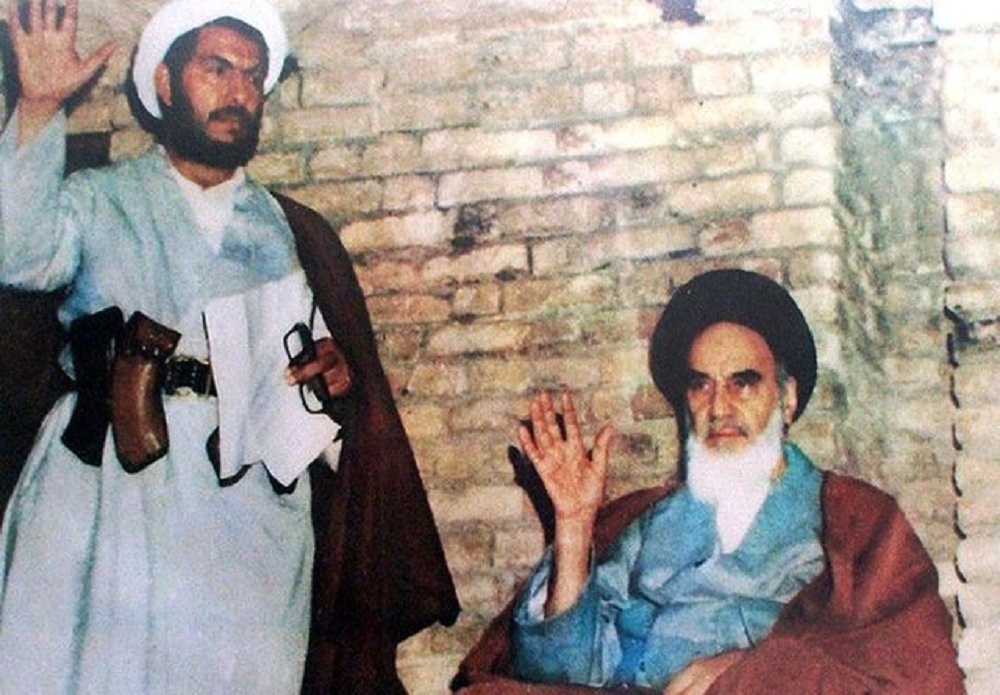 نقش کلیدی ۲ بهمن ۵۷ در سرنگونی رژیم پهلوی به روایت کتابها