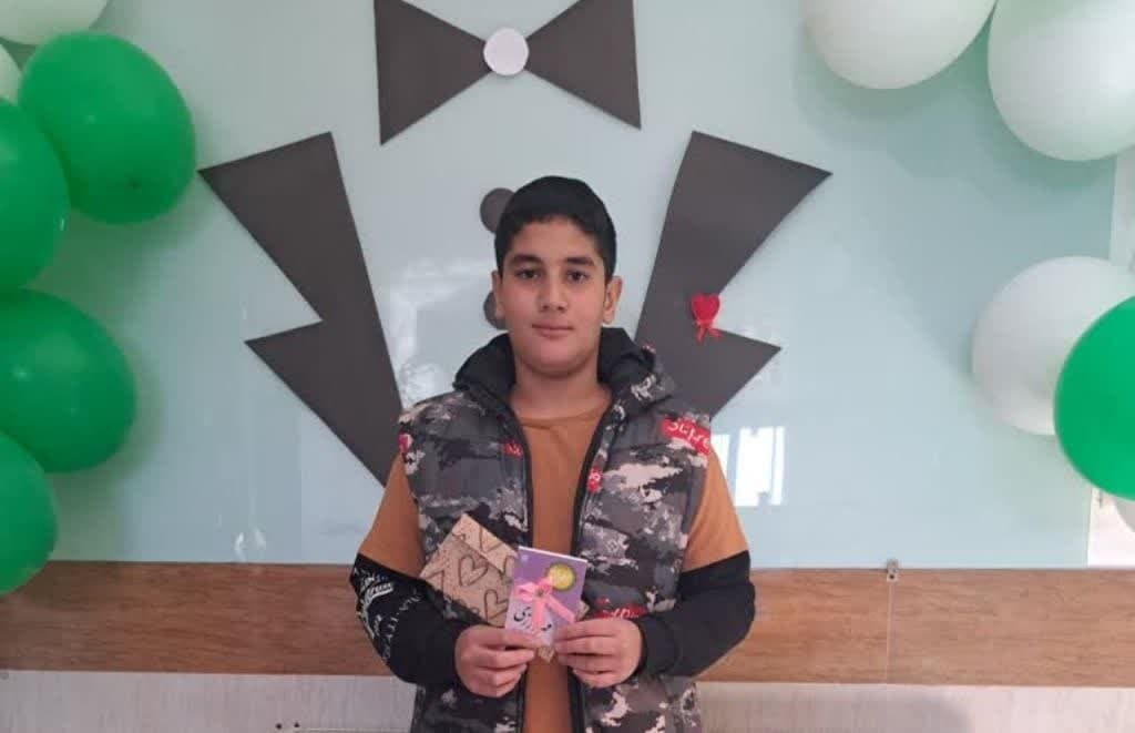 برنامههای فرهنگی کتابخانه سیار طرقبه و شاندیز/ اهدای کتاب در گناباد