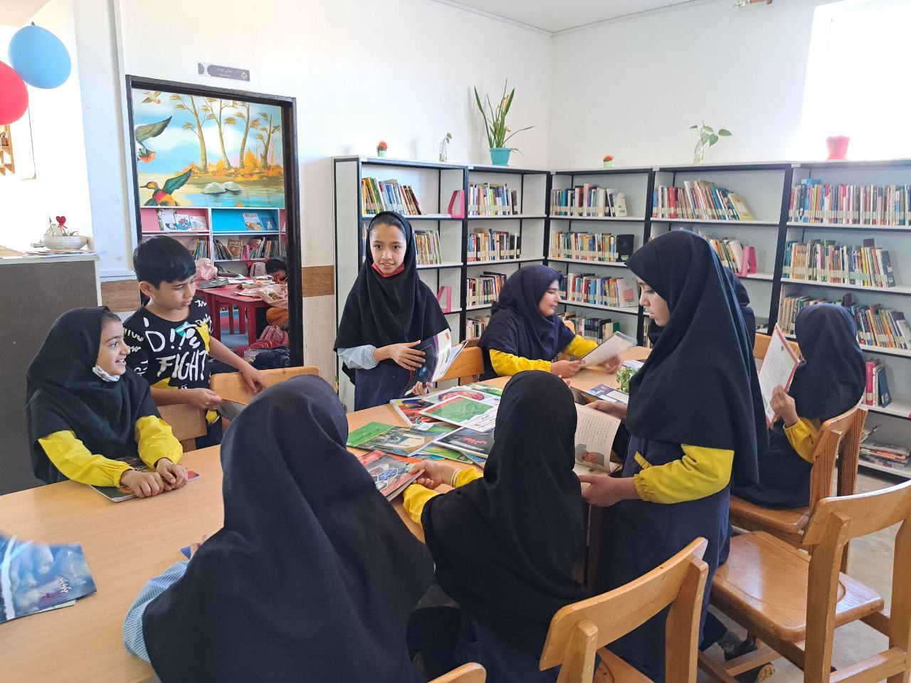 چالش کتابهای علمی در میان بچههای روستایی