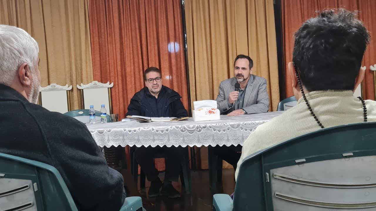 شاهنامه هدیهای از خداوند به ایرانیان است