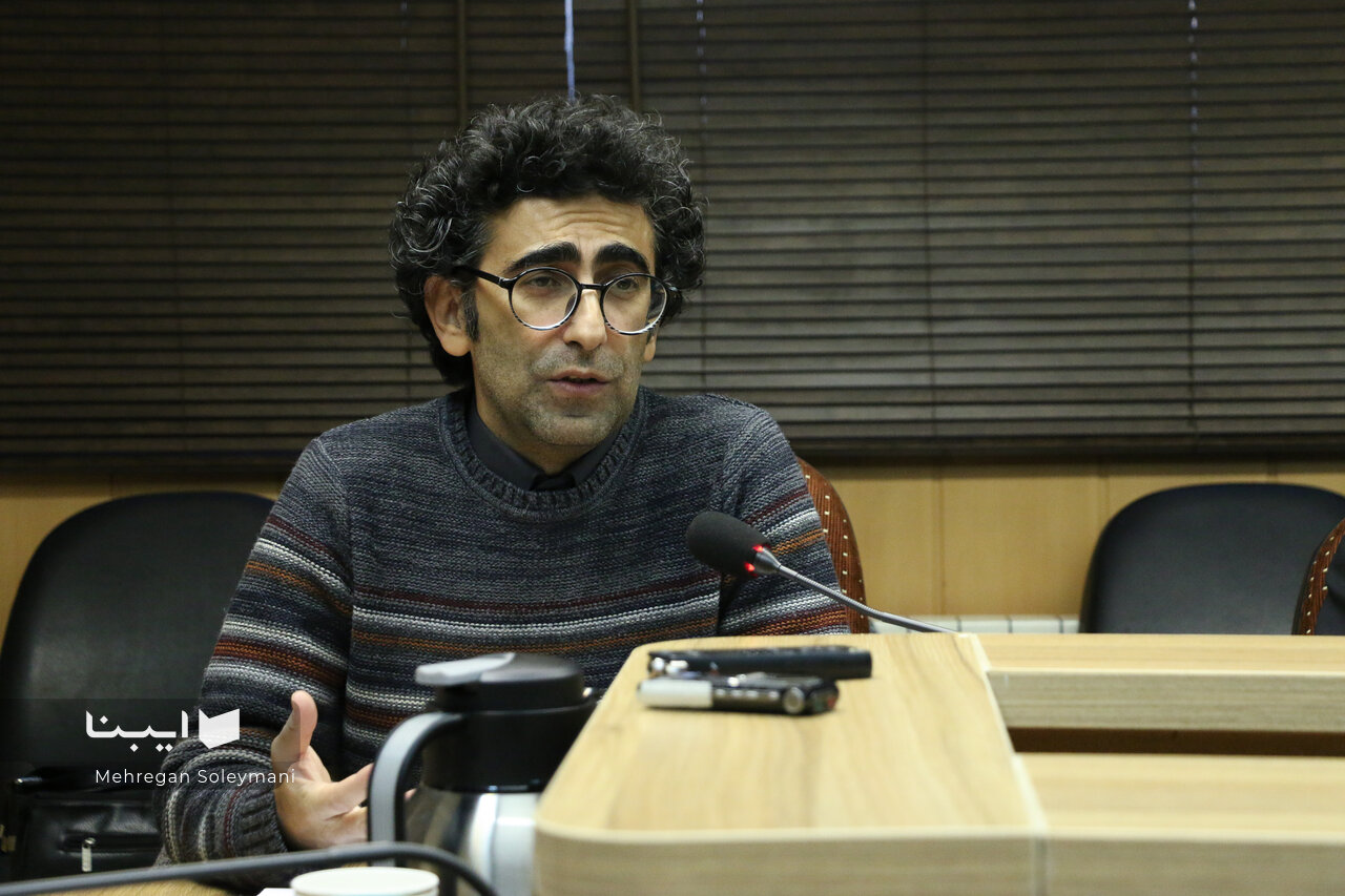 نظریههای جامعهشناسی هنر که غربی است؛ حداقل مثالهای ایرانی بزنیم