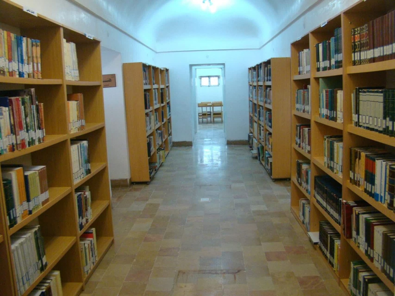 بیش از ۴۰۰ جلد کتاب به کتابخانه تخصصی میراث‌فرهنگی خراسان جنوبی اهدا شد